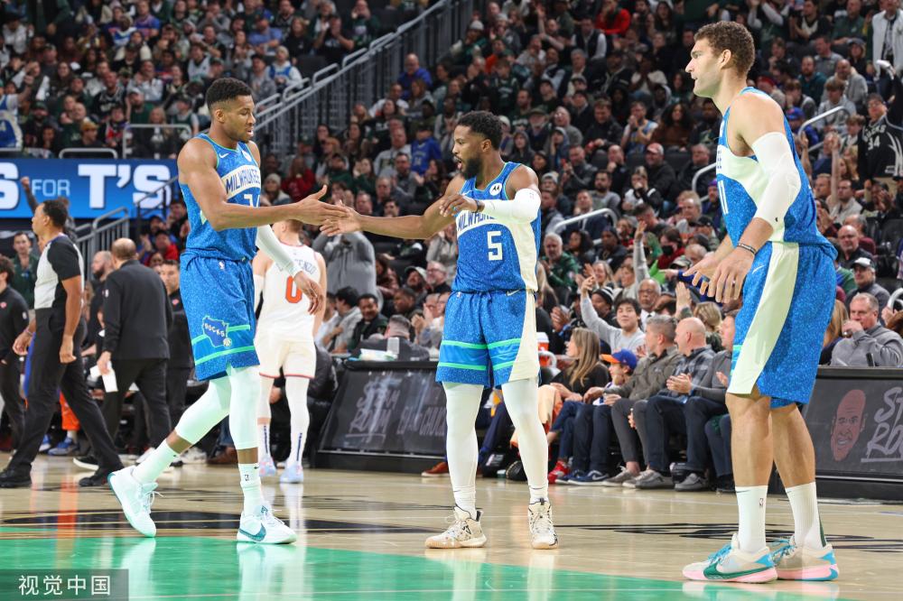 防守反击型 防守反击型