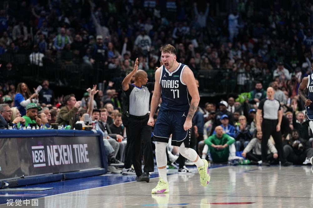 他冷静推射 他冷静推射